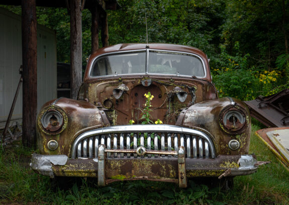 rusted car