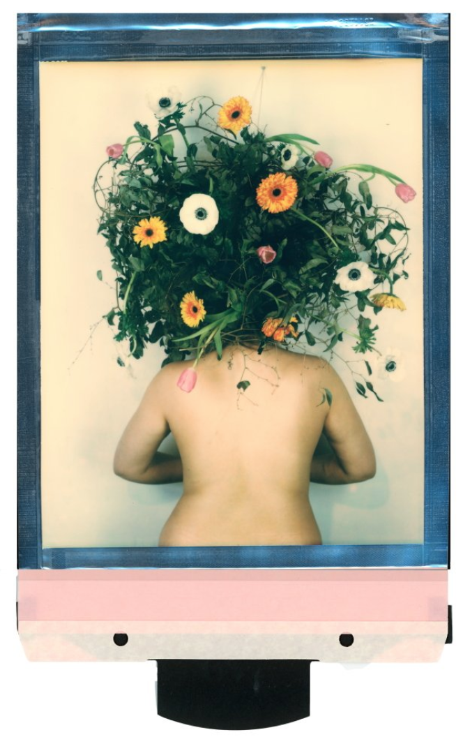 woman w flowers in hair