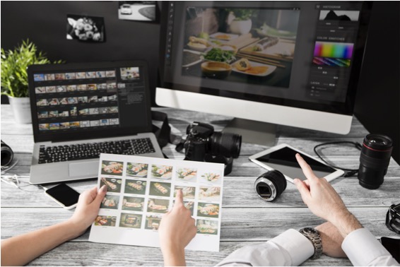 Creating Your Self-Published Photobook with Karen Davis (Online)